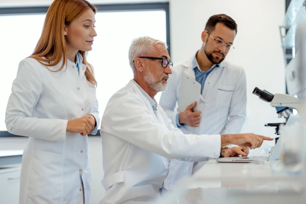 Doctors doing research
